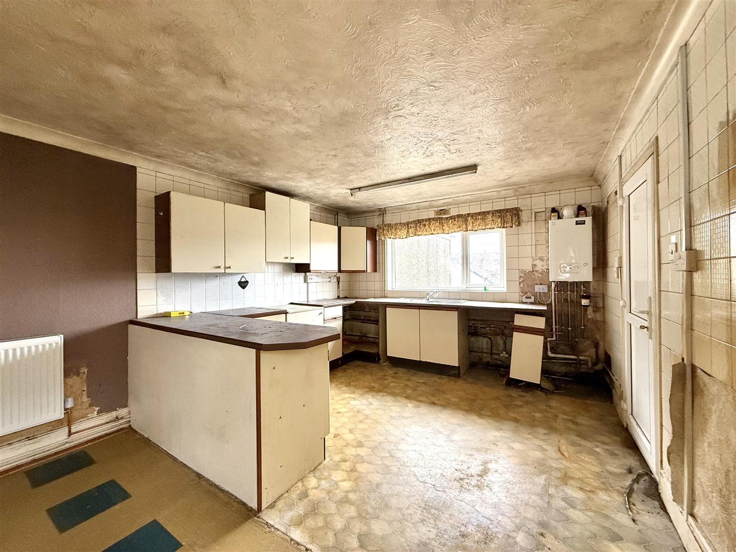 Coedsaeson Crescent, Sketty, Swansea, SA2 9DG